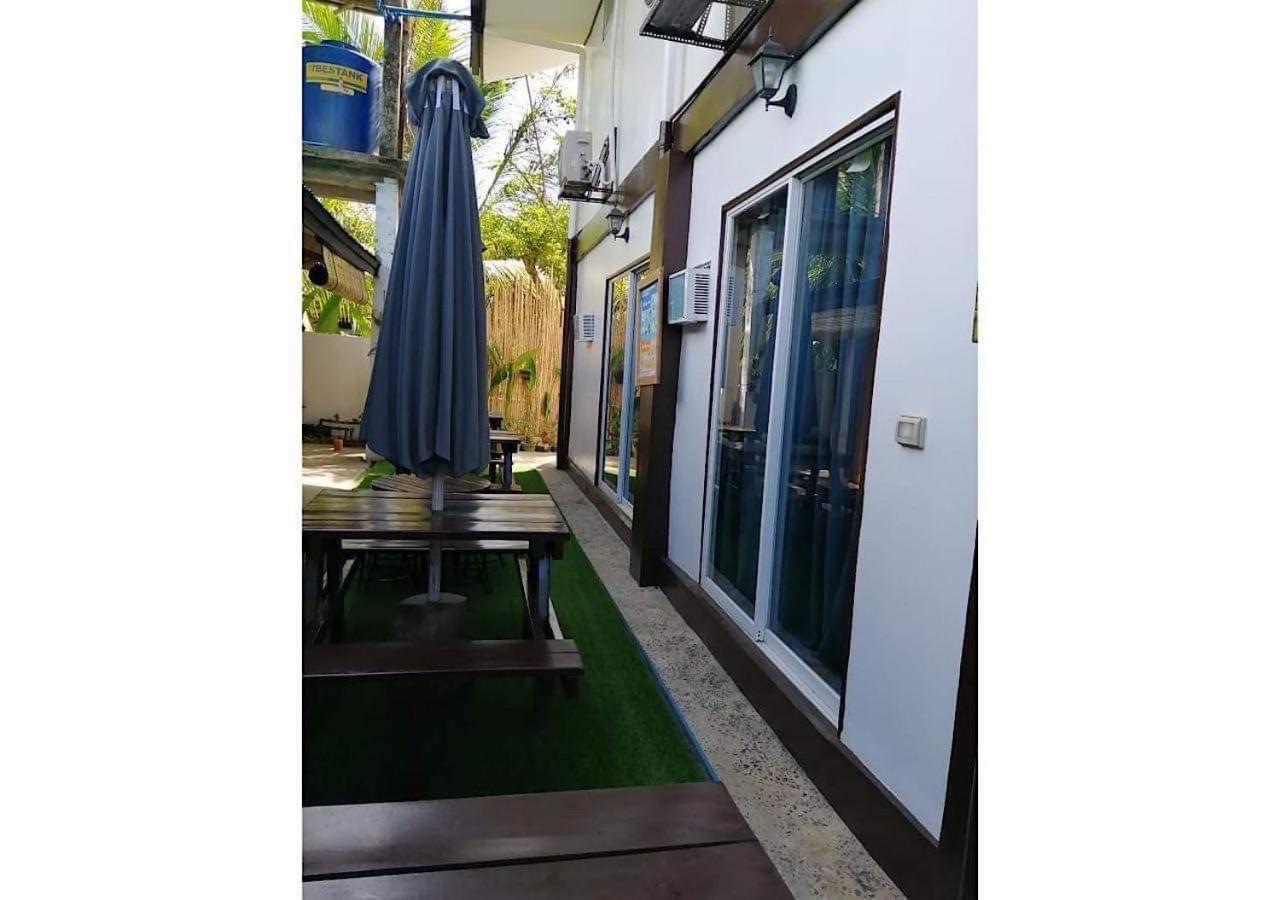 Keira Backpackers El Nido Exterior foto