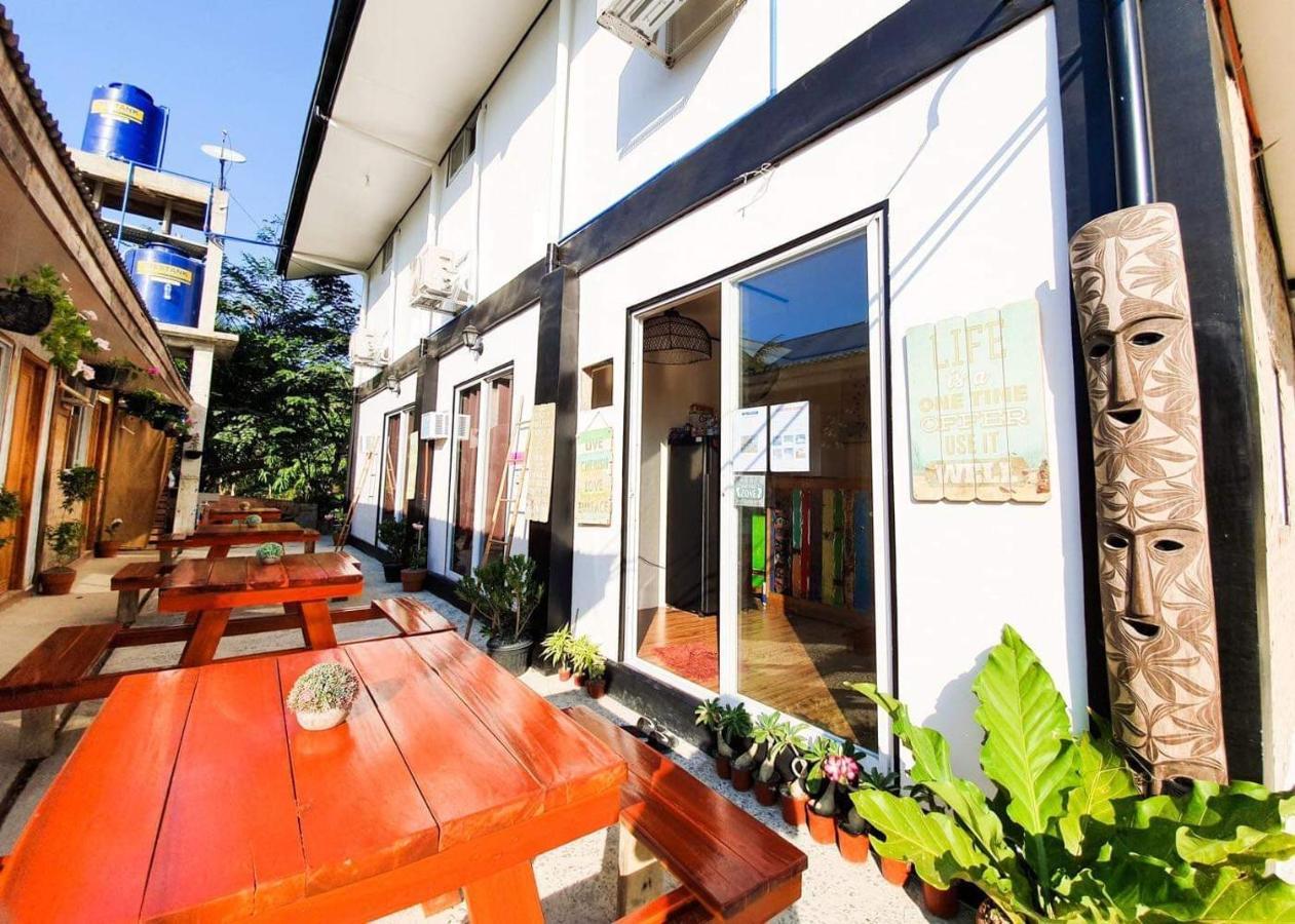 Keira Backpackers El Nido Exterior foto