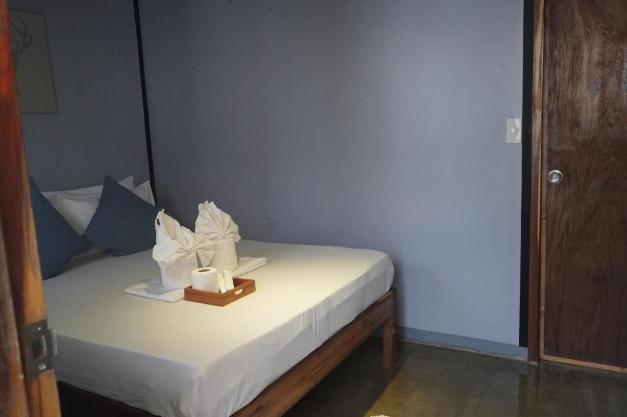 Keira Backpackers El Nido Exterior foto